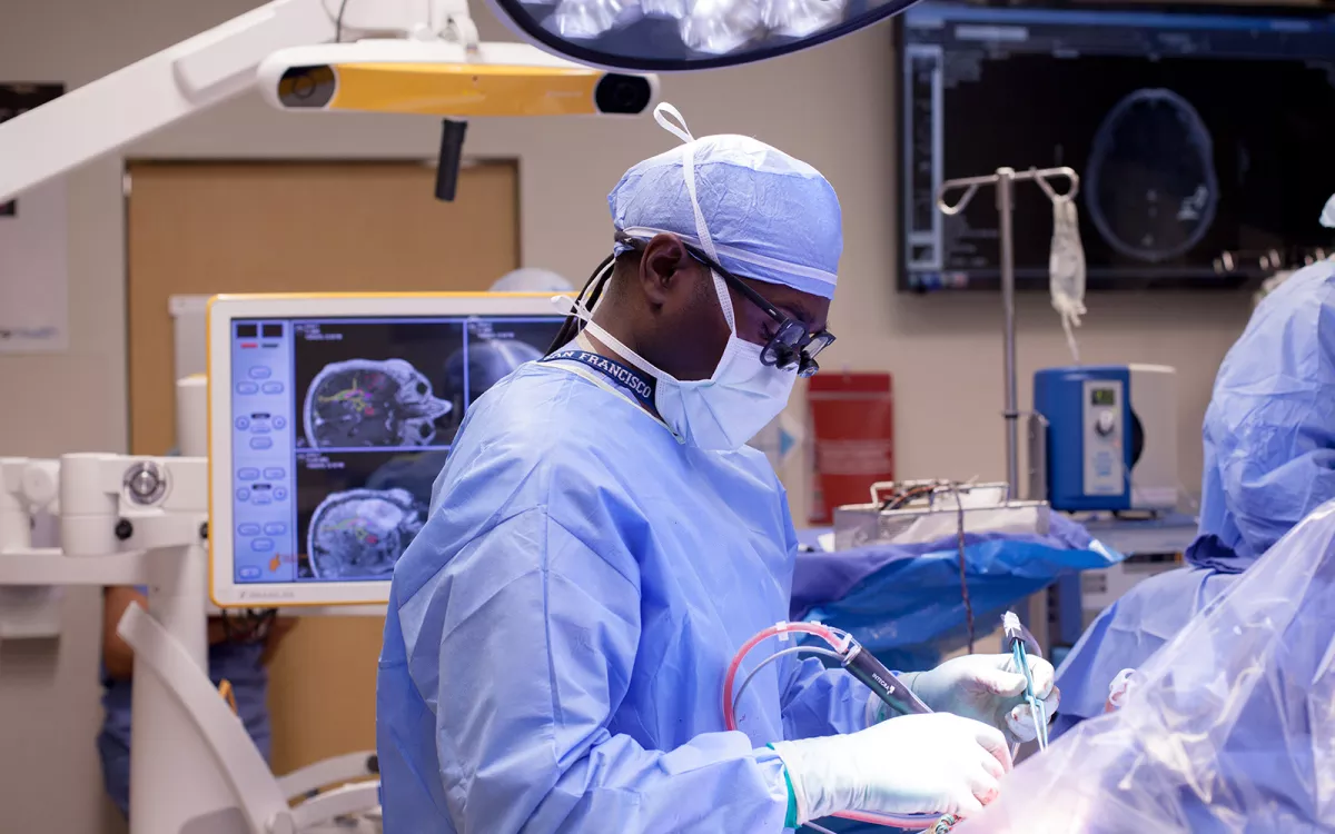 Photo of Dr. Hervey Jumper in the OR
